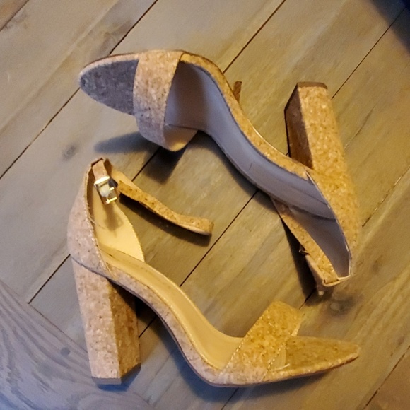 Guiltysoles

Jazmine Cork Block Heel - Picture 4 of 8
